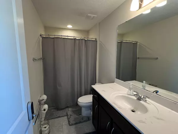 Coliving in Cedar Hills - Westside, Jacksonville