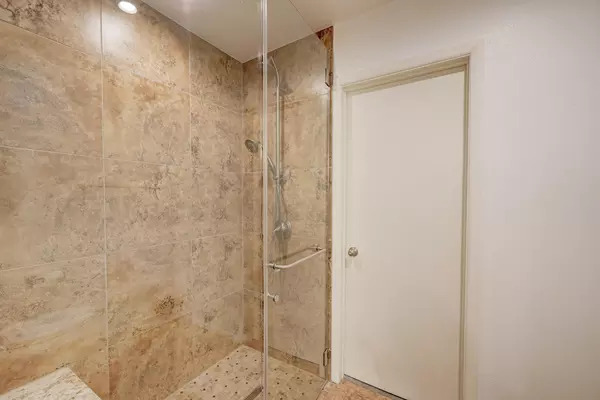 Coliving in Glendale - NW Valley, Phoenix