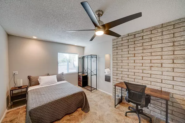 Coliving in Glendale - NW Valley, Phoenix