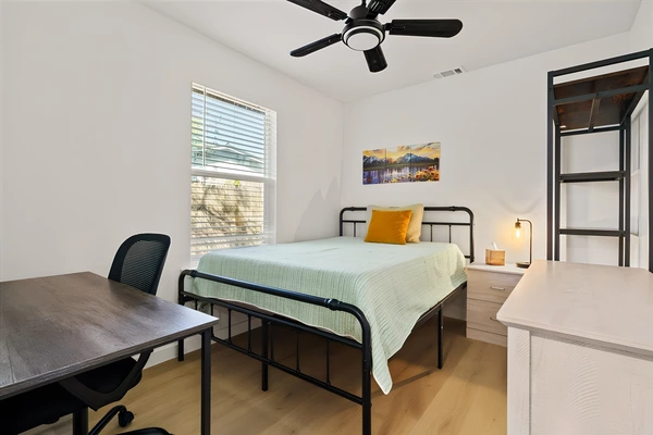 Coliving in Westgate - South Austin, Austin