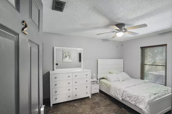 Coliving in Highlands - Northside, Jacksonville