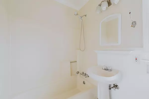 Coliving in Redondo Beach - Westside / South Bay, Los Angeles