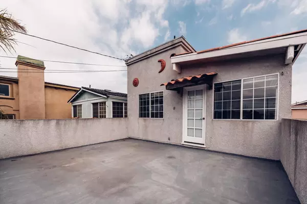 Coliving in Redondo Beach - Westside / South Bay, Los Angeles