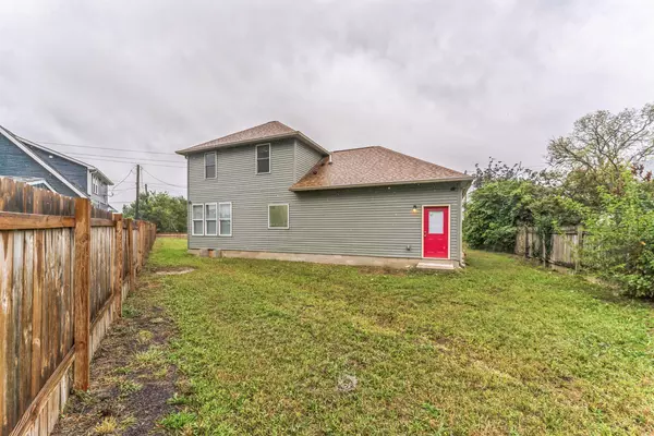 Coliving in Maywood - West Indy, Indianapolis