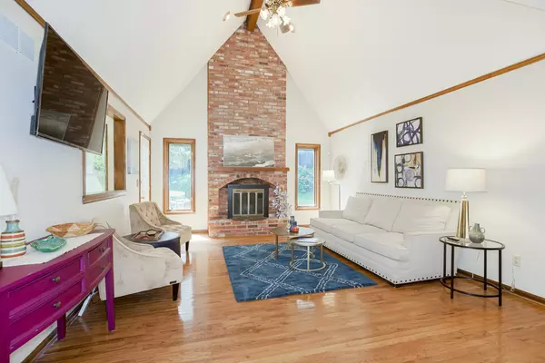 Coliving in Gladstone - Outer KCMO, Kansas City