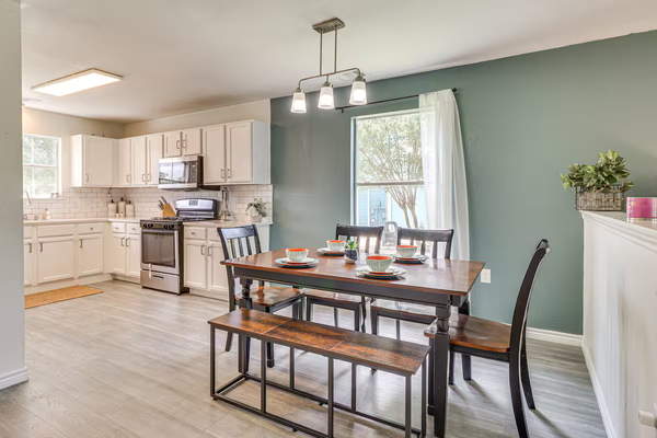 Coliving in Manor - East Austin, Austin