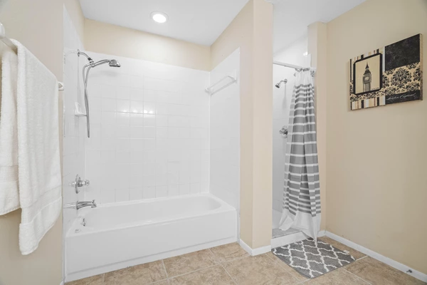 Coliving in Zephyrhills - North Tampa, Tampa