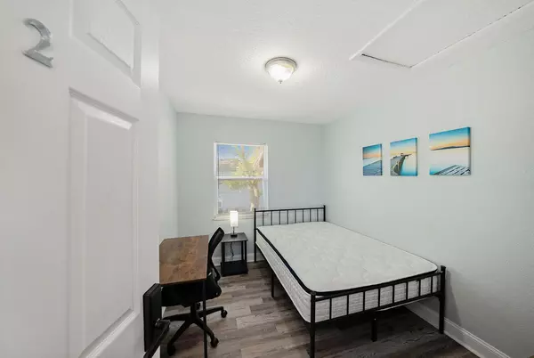 Coliving in Grant Park Tampa - East Tampa, Tampa