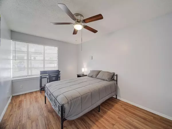 Coliving in Wolf Creek - Sw Dallas, Dallas