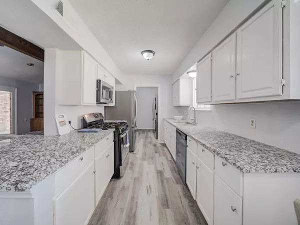 Coliving in Wolf Creek - Sw Dallas, Dallas