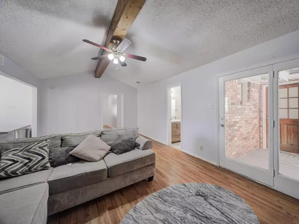 Coliving in Wolf Creek - Sw Dallas, Dallas