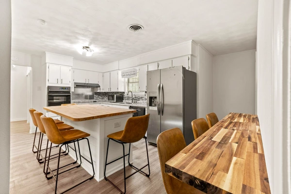 Coliving in Wolf Creek - Sw Dallas, Dallas