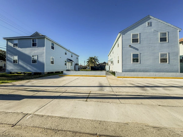 Coliving in Hollygrove - Uptown & Carrollton, New Orleans