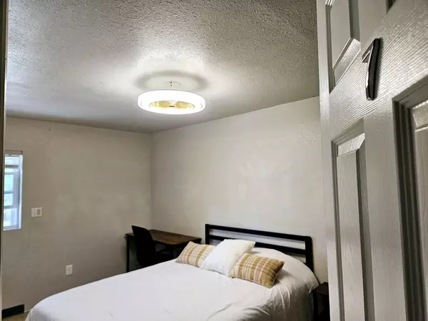 Coliving in Holden Heights - Central Orlando, Orlando