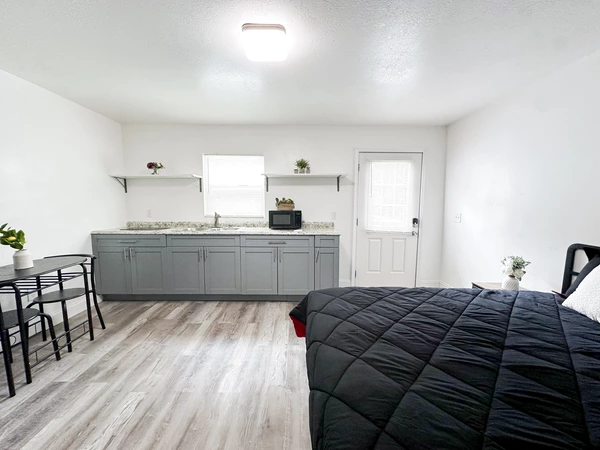 Coliving in Temple Terrace - North Tampa, Tampa