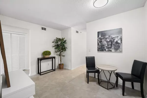 Coliving in Hogan - Southside, Jacksonville