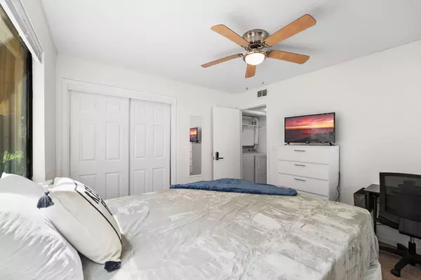 Coliving in Hogan - Southside, Jacksonville