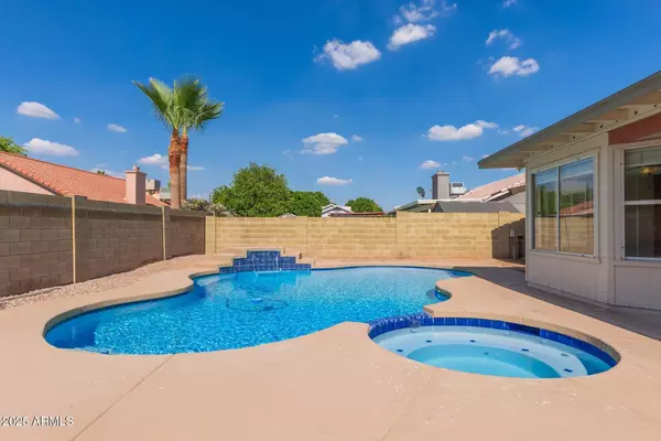 Coliving in Peoria - NW Valley, Phoenix