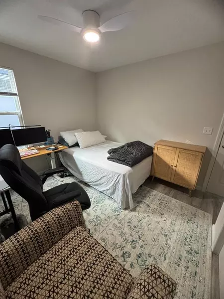 Coliving in Windy Hill - Southside, Jacksonville