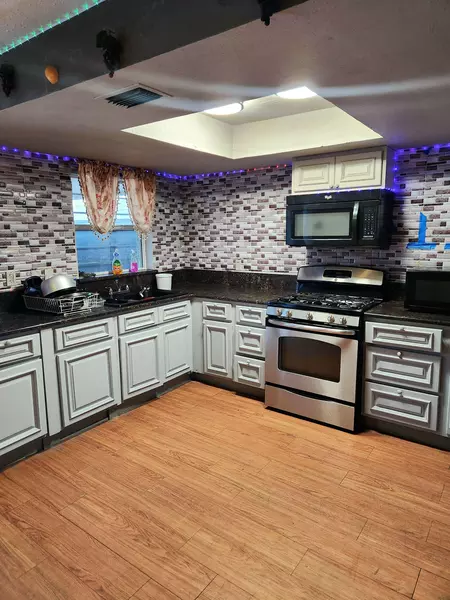 Coliving in Pine Hills - West Orlando, Orlando