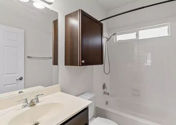 Coliving in Far West Side - West SATX, San Antonio