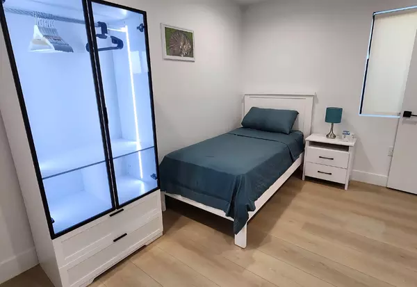 Coliving in Harvard Heights - Central Los Angeles, Los Angeles