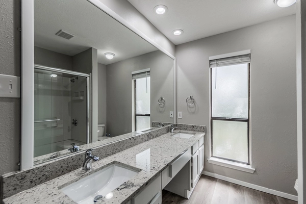 Coliving in East Arlington - Arlington, Dallas