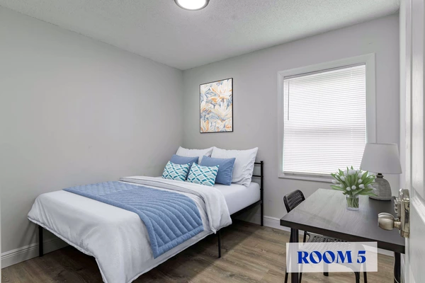 Coliving in Sulphur Springs - North Tampa, Tampa