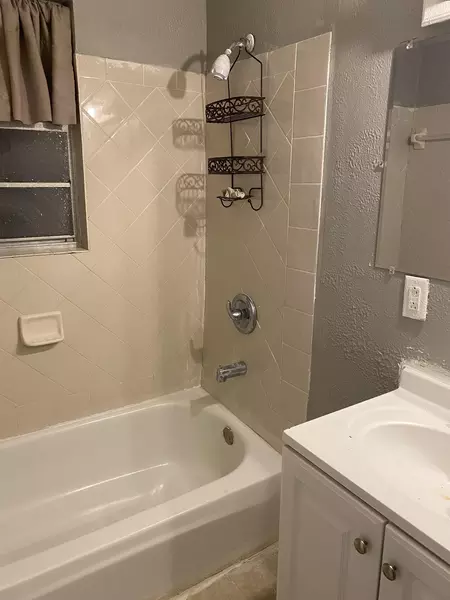 Coliving in Springfield - Downtown JAX, Jacksonville