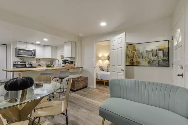 Coliving in Lents - SE Portland, Portland