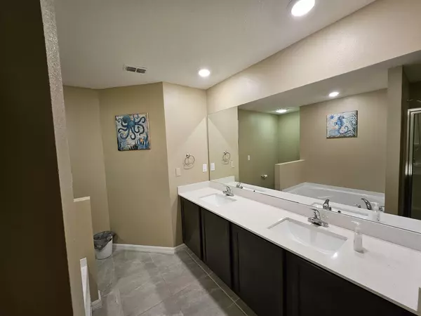 Coliving in Deltona - Outer Orlando, Orlando