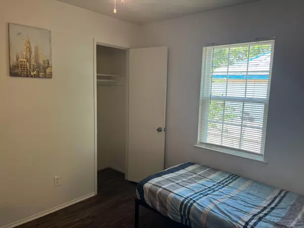 Coliving in Hutchins - Se Dallas, Dallas
