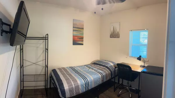 Coliving in Hutchins - Se Dallas, Dallas