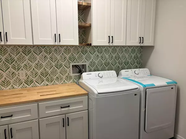 Coliving in Litchfield Park - SW Valley, Phoenix