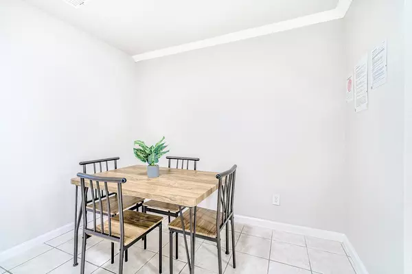 Coliving in Greater Greenspoint - Ne Houston, Houston