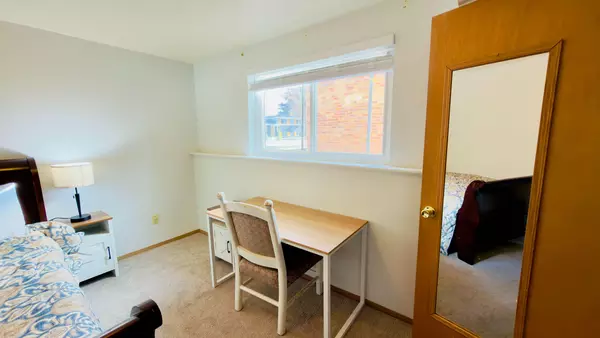 Coliving in Fort Logan - South Denver, Denver