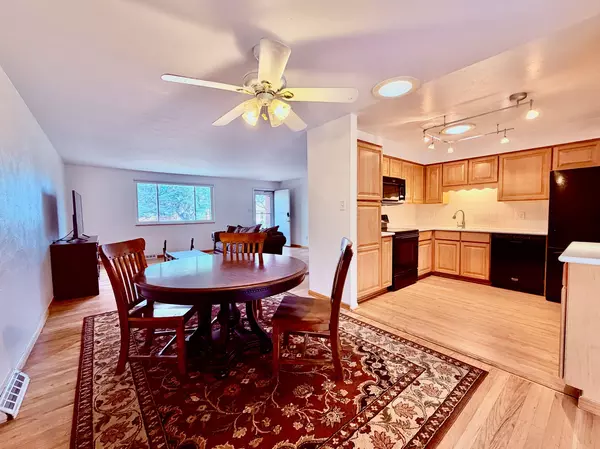 Coliving in Fort Logan - South Denver, Denver