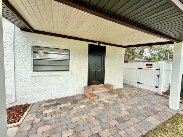 Coliving in Macfarlane Park - West Tampa, Tampa