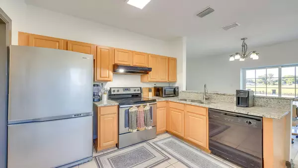 Coliving in Lake Forest - Northside, Jacksonville