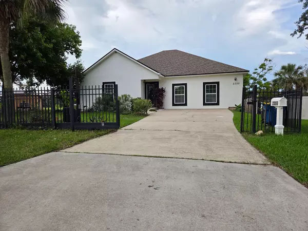 Coliving in Lake Forest - Northside, Jacksonville