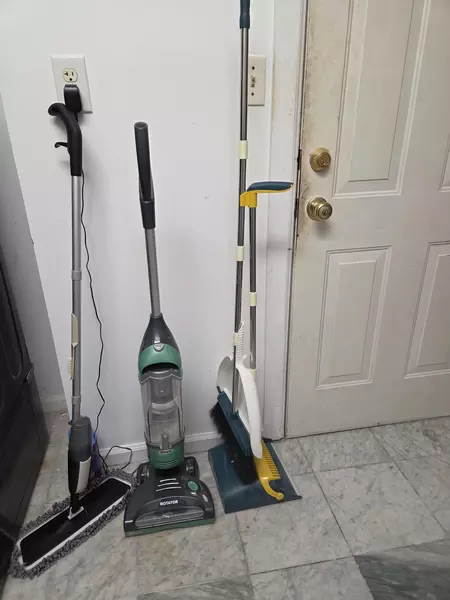 Coliving in Lake Forest - Northside, Jacksonville