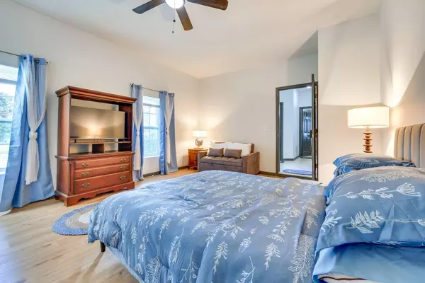 Coliving in Lake Forest - Northside, Jacksonville