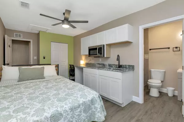 Coliving in Kenwood - Clearwater-St. Petersburg, Tampa