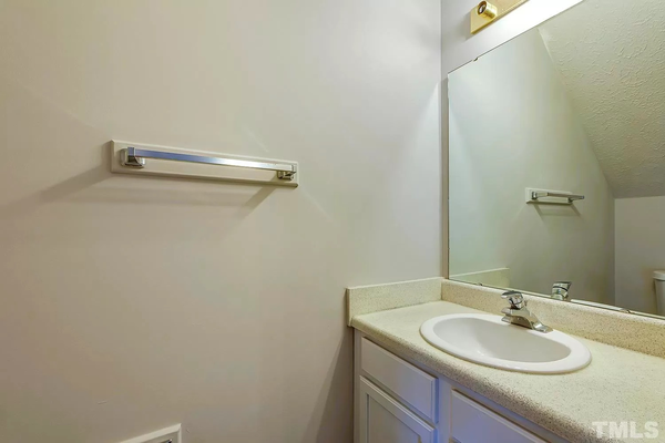 Coliving in Woodcroft - Durham, Raleigh