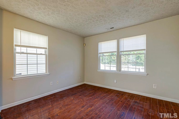 Coliving in Woodcroft - Durham, Raleigh