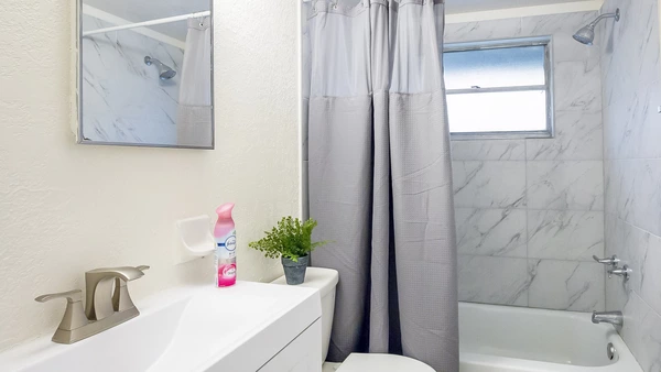 Coliving in University - North Tampa, Tampa