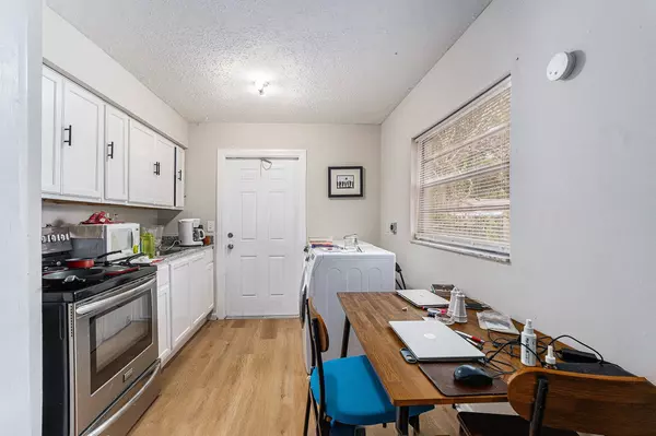 Coliving in Sulphur Springs - North Tampa, Tampa