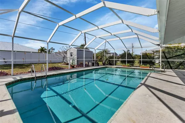 Coliving in Port Charlotte - North Port, Sarasota