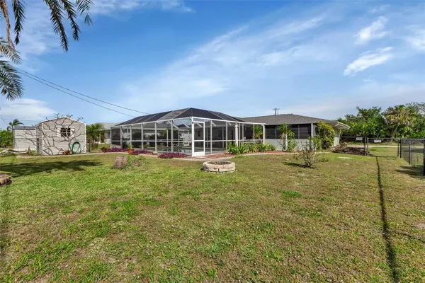 Coliving in Port Charlotte - North Port, Sarasota