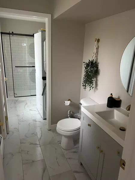 Coliving in Lakewood - Outer Denver, Denver